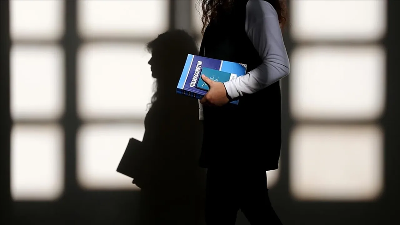 Eğitime 5 yılda 4,5 trilyon lira harcandı