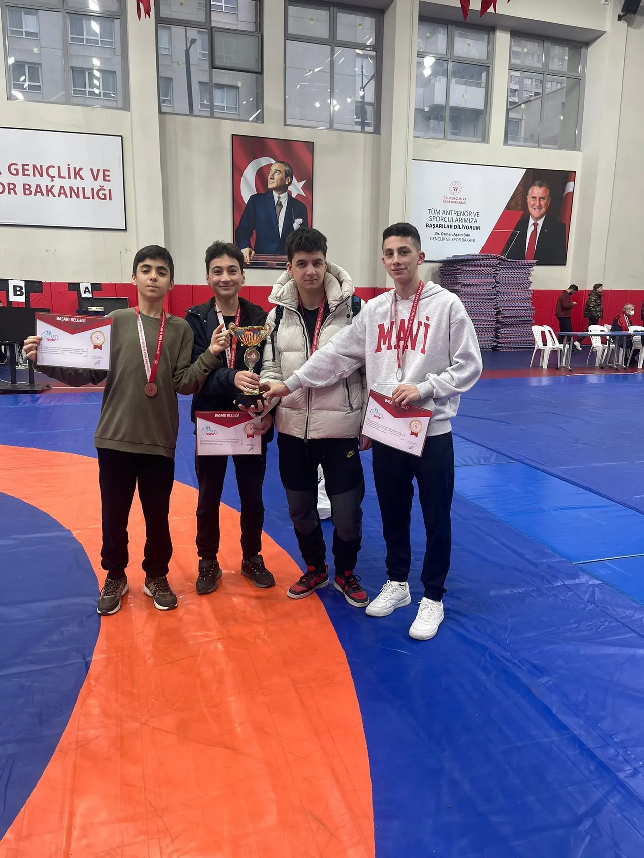 İhlas Koleji Güreş Takımından İstanbul Şampiyonasında çifte başarı