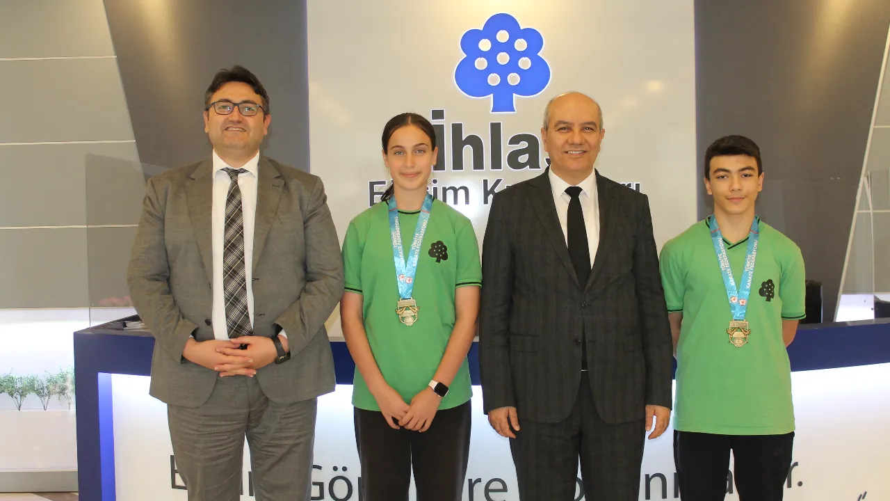 İhlas Koleji'nden çifte şampiyonluk