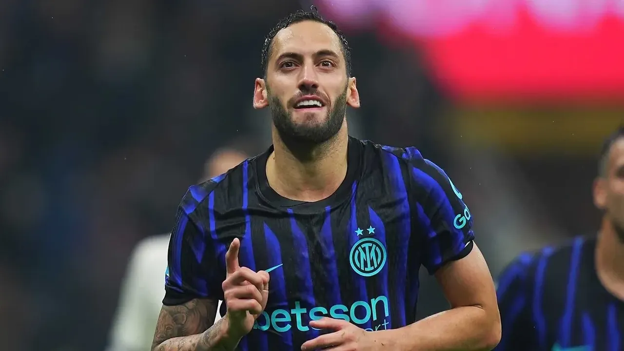 Inter-Como maçı hangi kanalda, Hakan Çalhanoğlu oynayacak mı? Gözler ilk 11de!