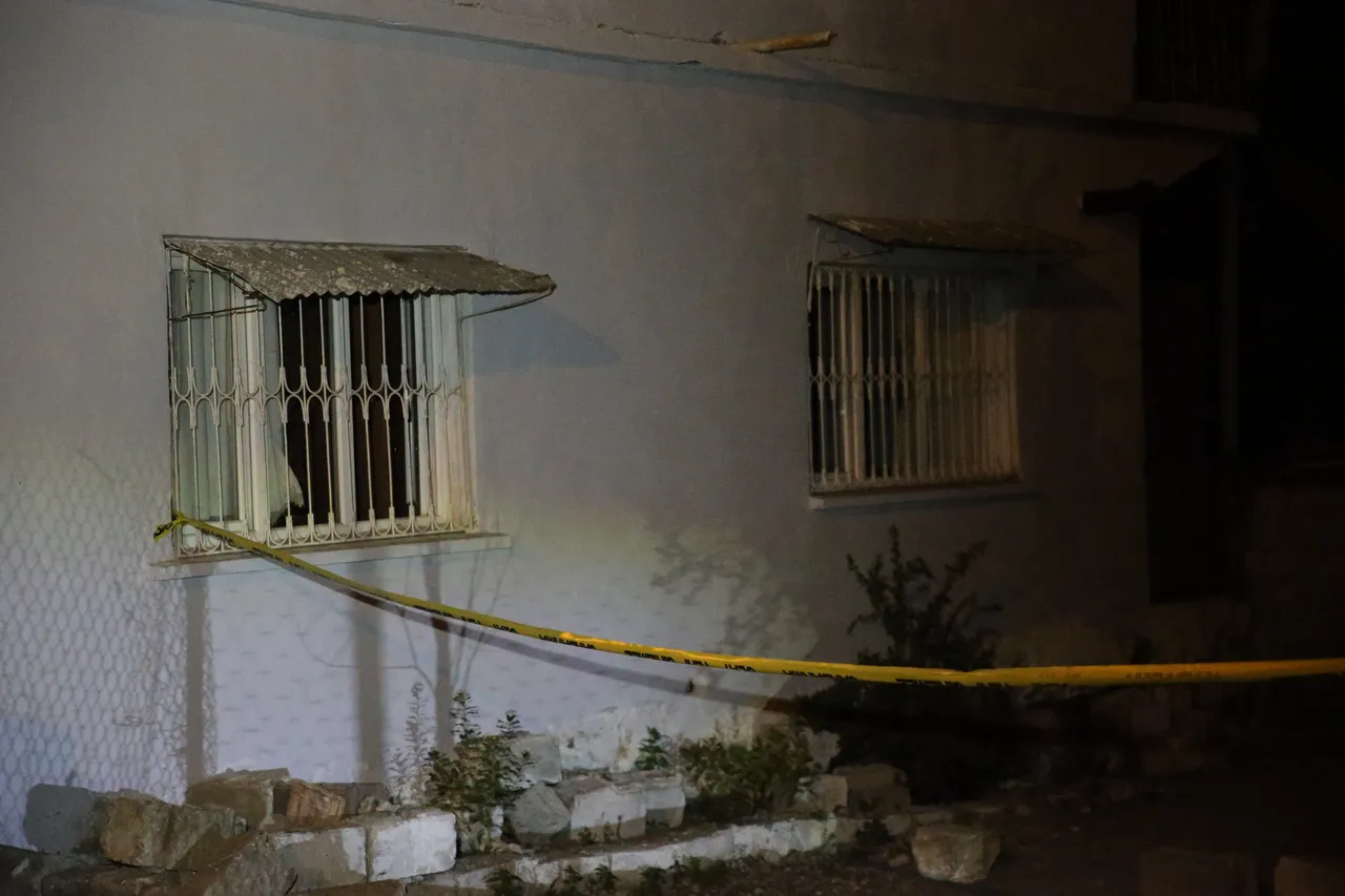 Hatay'da kayıp olarak aranan kadının cesedi evin banyosunda gömülü bulundu