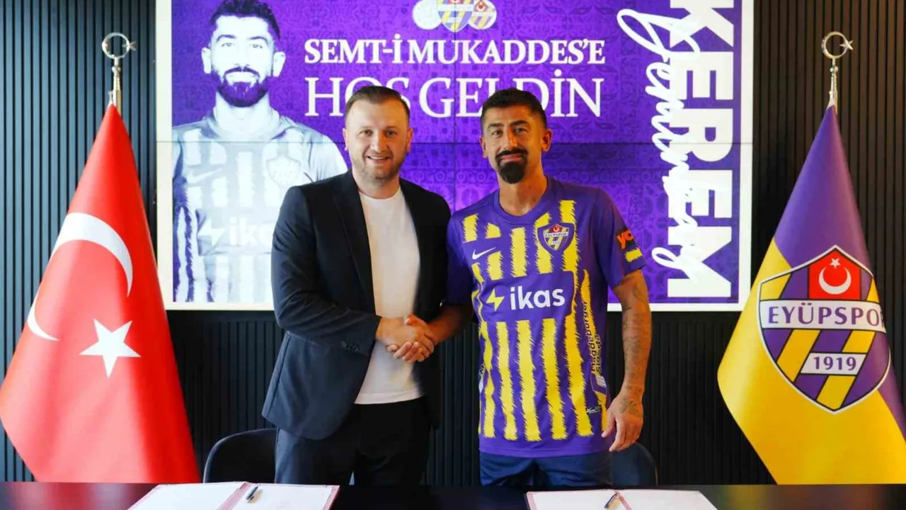 Kerem Demirbay, Eyüpspor'un başarısı için mücadele ediyor