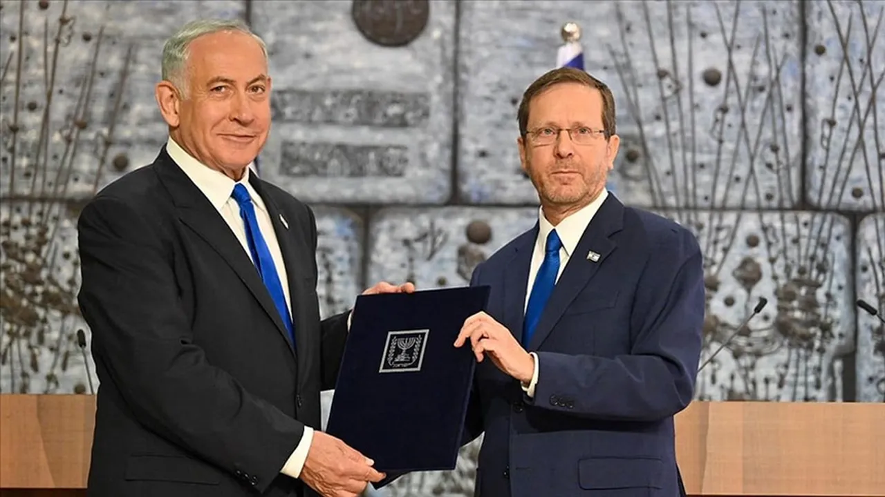 İsrail Cumhurbaşkanı Isaac Herzog ile İsrail Başbakanı Binyamin Netanyahu
