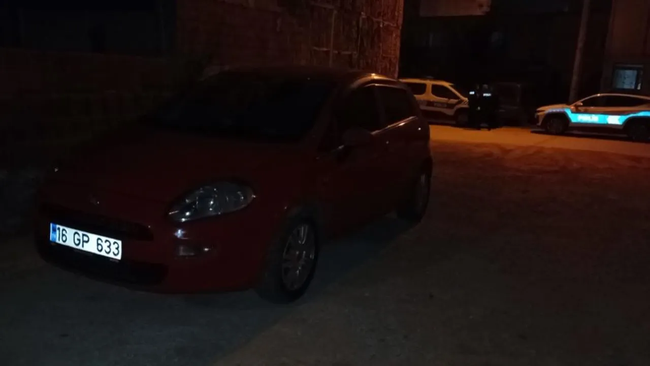 Polislere 'Ben kaçtım' deyip gaza bastı! Her yerde aranıyor