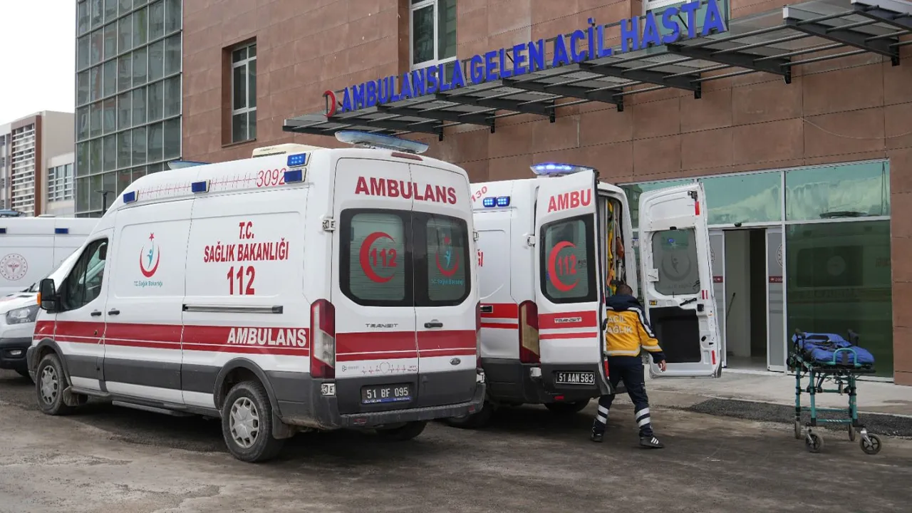 Tavuk döneri yiyen hastaneye koştu: 7 çocuk ölümden döndü