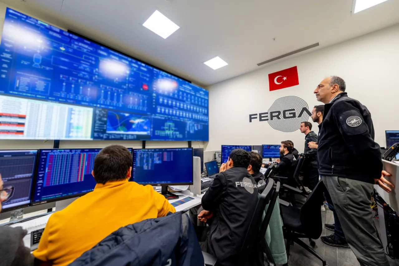 Fergani, dünya tarihinde hibrit yörünge motorunu ateşleyen ilk araç oldu