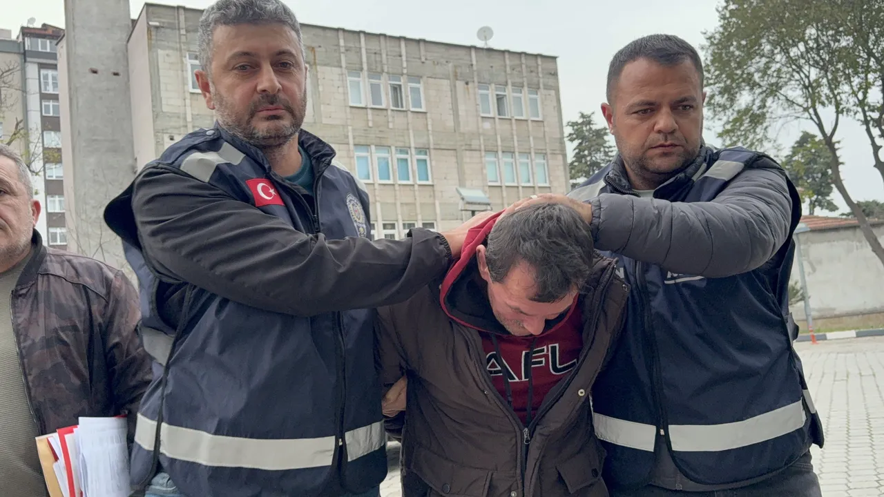 Üvey baba-oğul kavgası can aldı! Cinayet sonrası iki gözaltı