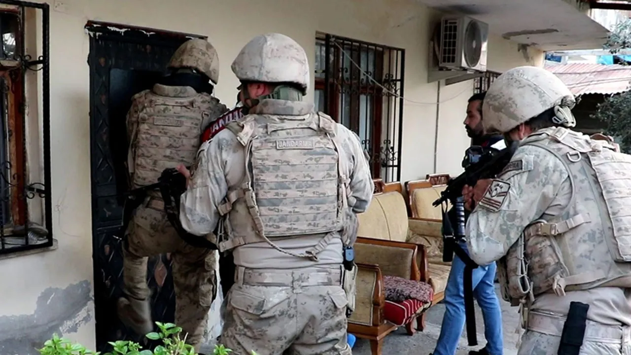 7 ilde 7 organize suç örgütüne operasyon: Çok sayıda tutuklama var!