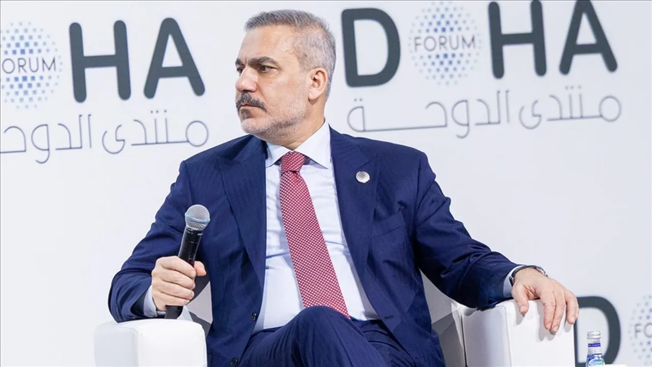 Dışişleri Bakanı Fidan Yunan basınına konuştu!  Türkiye zirveye ev sahipliği yapabilir