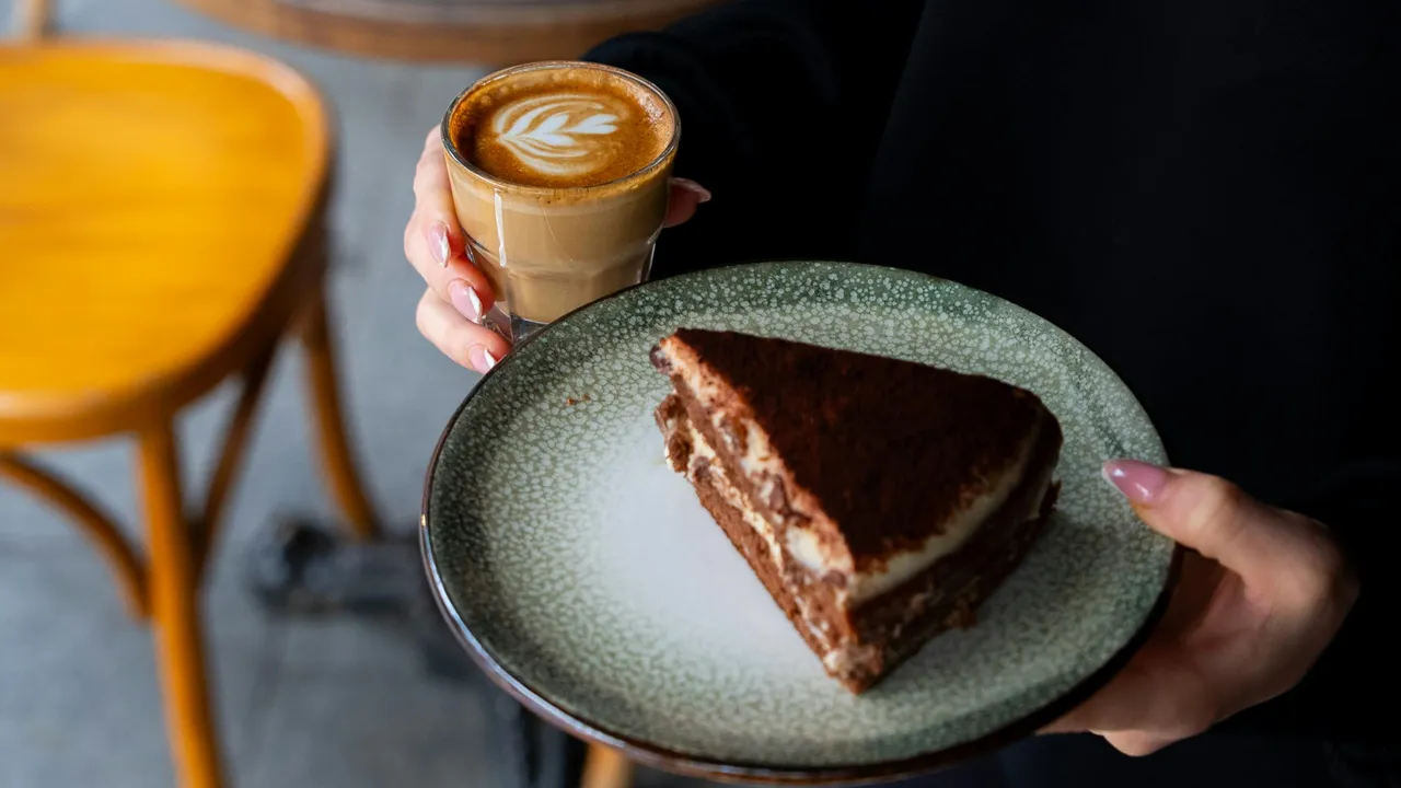 Harvard Beslenme Uzmanı Açıkladı: Beyni Keskinleştiren ve Hafızayı Güçlendiren 6 İçecek!