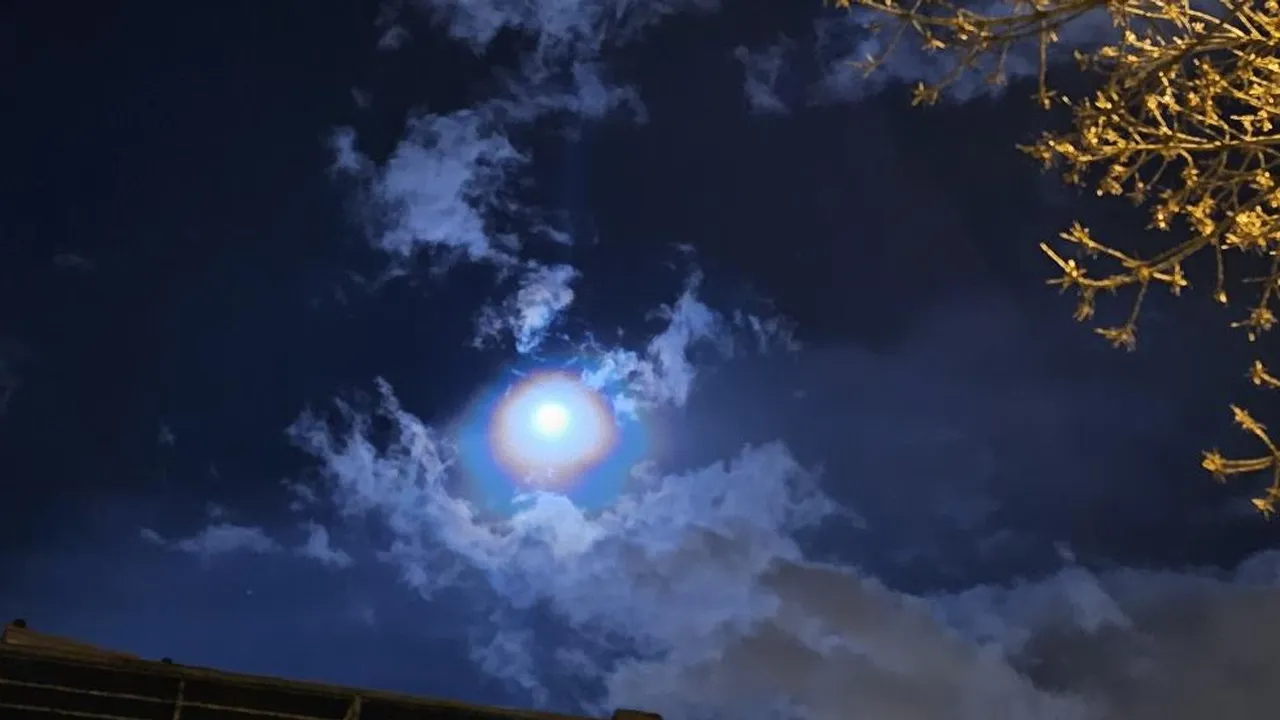 Kayseri'de Lunar Corona görüntülendi! İnsanlar telefona sarıldı