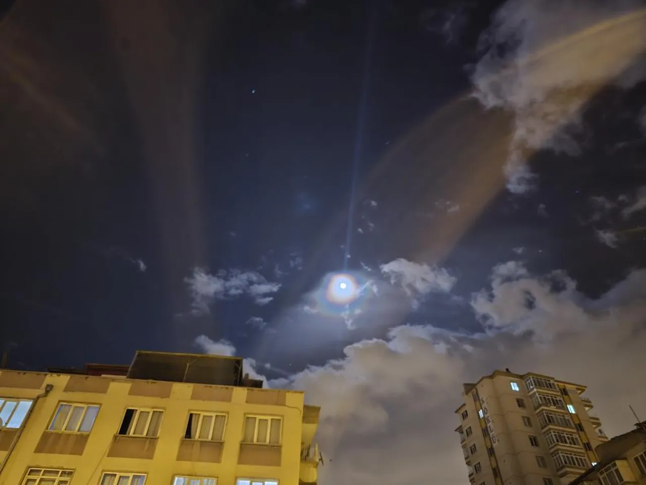 Kayseri'de Lunar Corona görüntülendi! İnsanlar telefona sarıldı