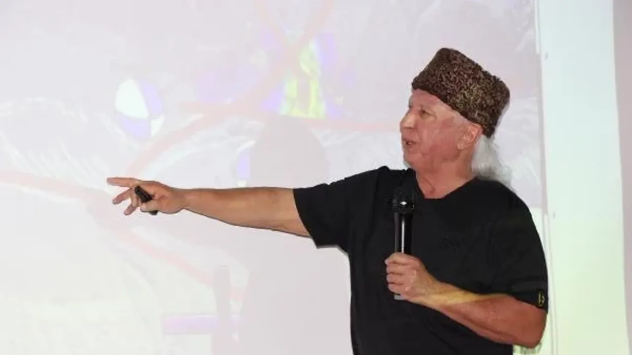 Deprem uzmanı Prof. Dr. Şener Üşümezsoy