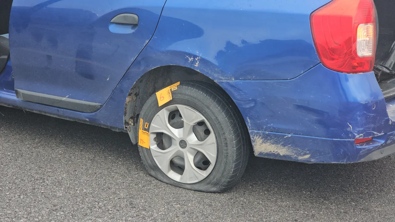 Dur ihtarına uymadı, 3 polis otosuna çarptı! Sebebi hayrete düşürdü