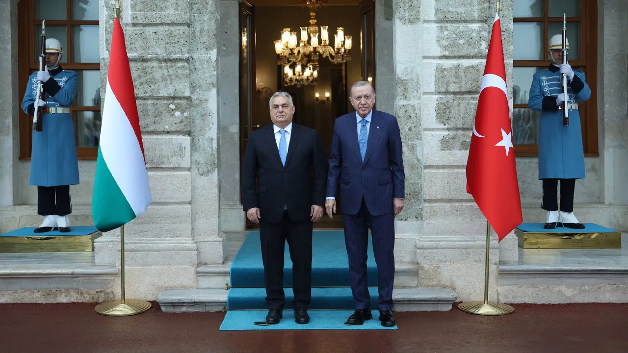 Macaristan Başbakanı Orban İstanbul'da! Cumhurbaşkanı Erdoğan kabul etti