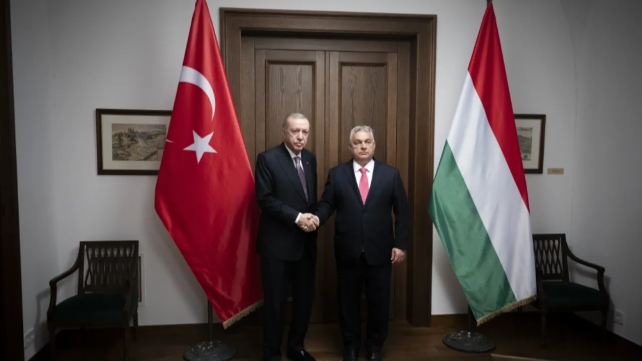 Orban’dan tarihi itiraf! “Macaristan’ı Türkiye kurtardı”