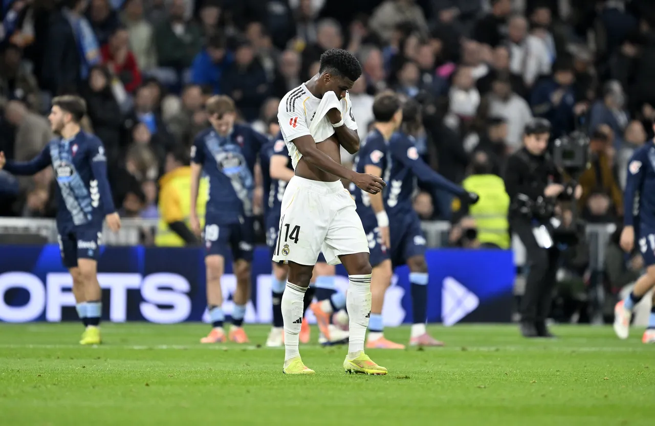 Real Madrid'de soyunma odası karıştı: Şişeler havada uçuştu, ayrılık iddiası geldi