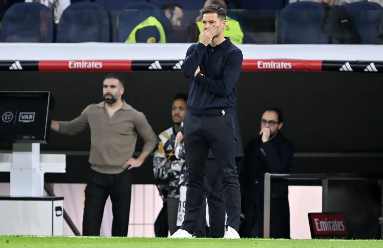 Real Madrid'de soyunma odası karıştı: Şişeler havada uçuştu, ayrılık iddiası geldi