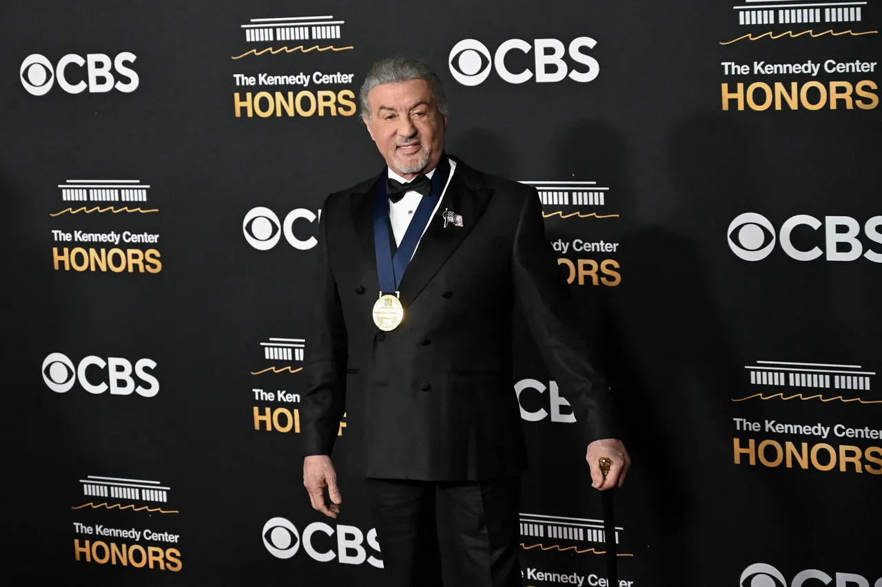 Aksiyon yıldızının düşüşü... Bastonlu Rocky