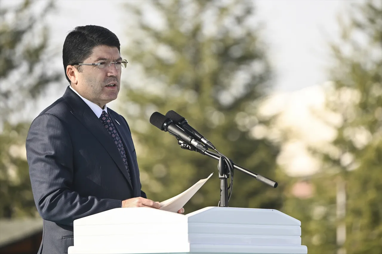 Adalet Bakanı Yılmaz Tunç