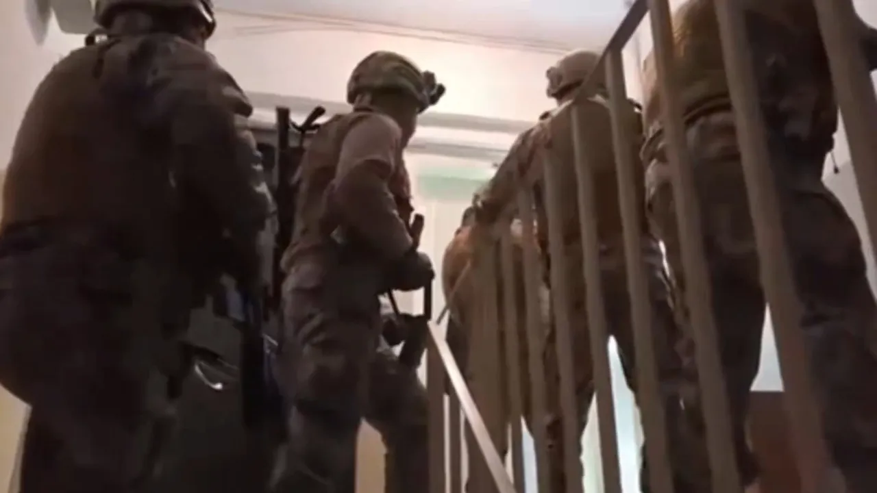 Bakan Yerlikaya duyurdu! Siber suçlarla mücadele kapsamında 204 şüpheli yakalandı