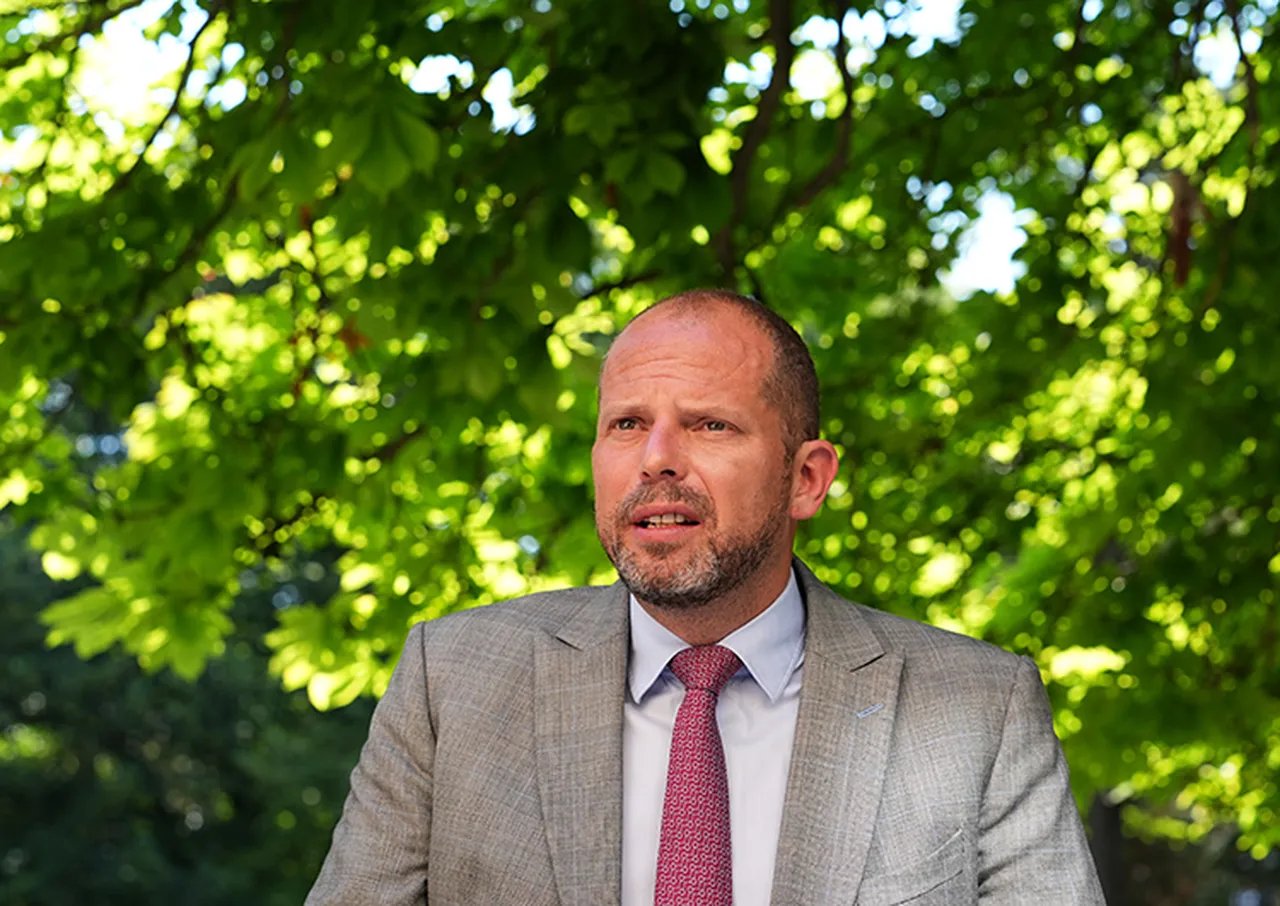 Belçika Savunma ve Dış Ticaret Bakanı Theo Francken, "Türkiye, barış görüşmeleri için mükemmel bir konumda çünkü güçlü bir ülke ve uluslararası alanda herkes Türkiye'yi dinliyor.” dedi.