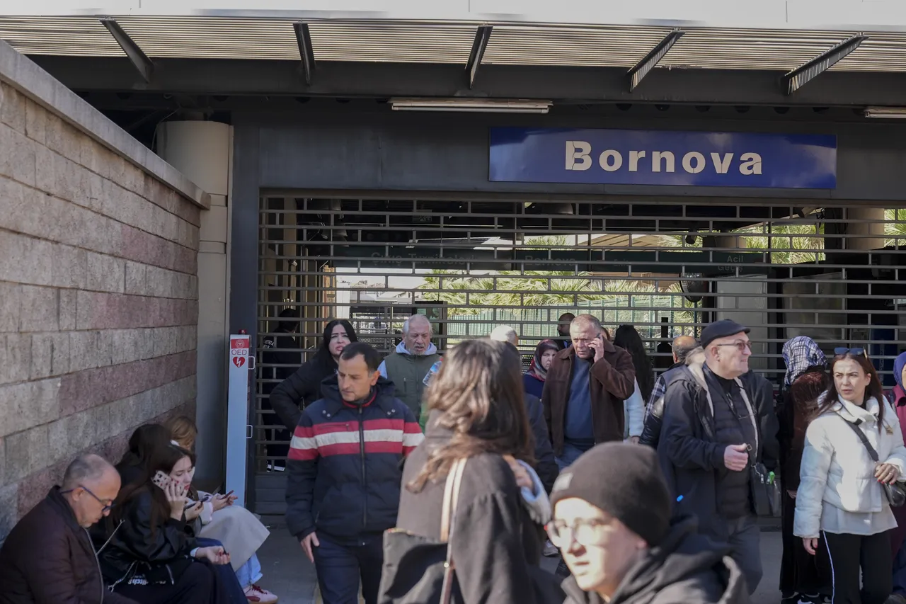 İzmir metro çalışıyor mu, düzeldi mi? 9 Aralık İzmir metro son dakika seferleri durduruldu!