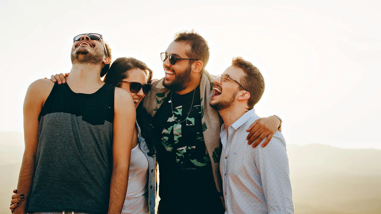 Kadınlar arasındaki yakın arkadaşlığın süresi açıklandı! Bir fincan kahvenin hatırından az