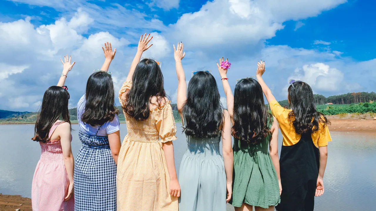 Kadınlar arasındaki yakın arkadaşlığın süresi açıklandı! Bir fincan kahvenin hatırından az