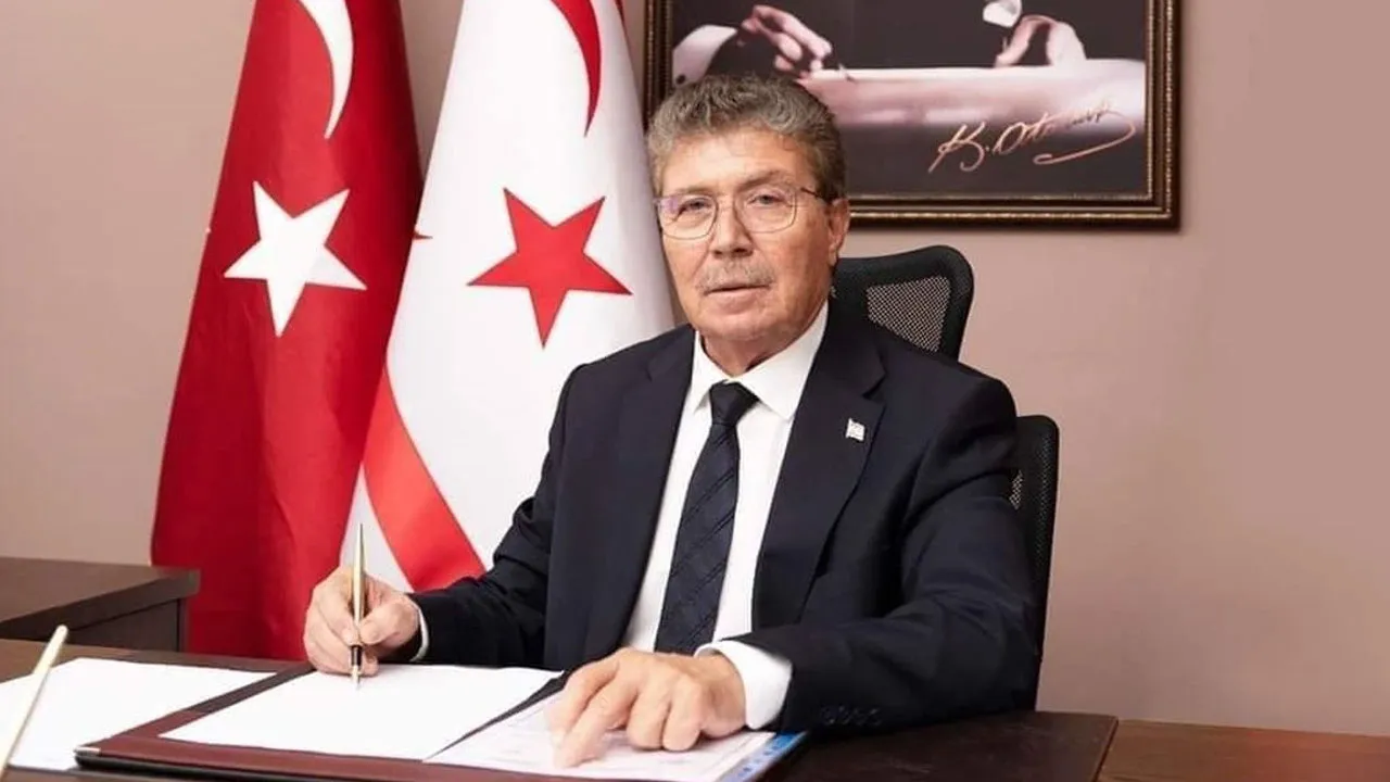 KKTC Başbakanı Ünal Üstel hastaneye kaldırıldı