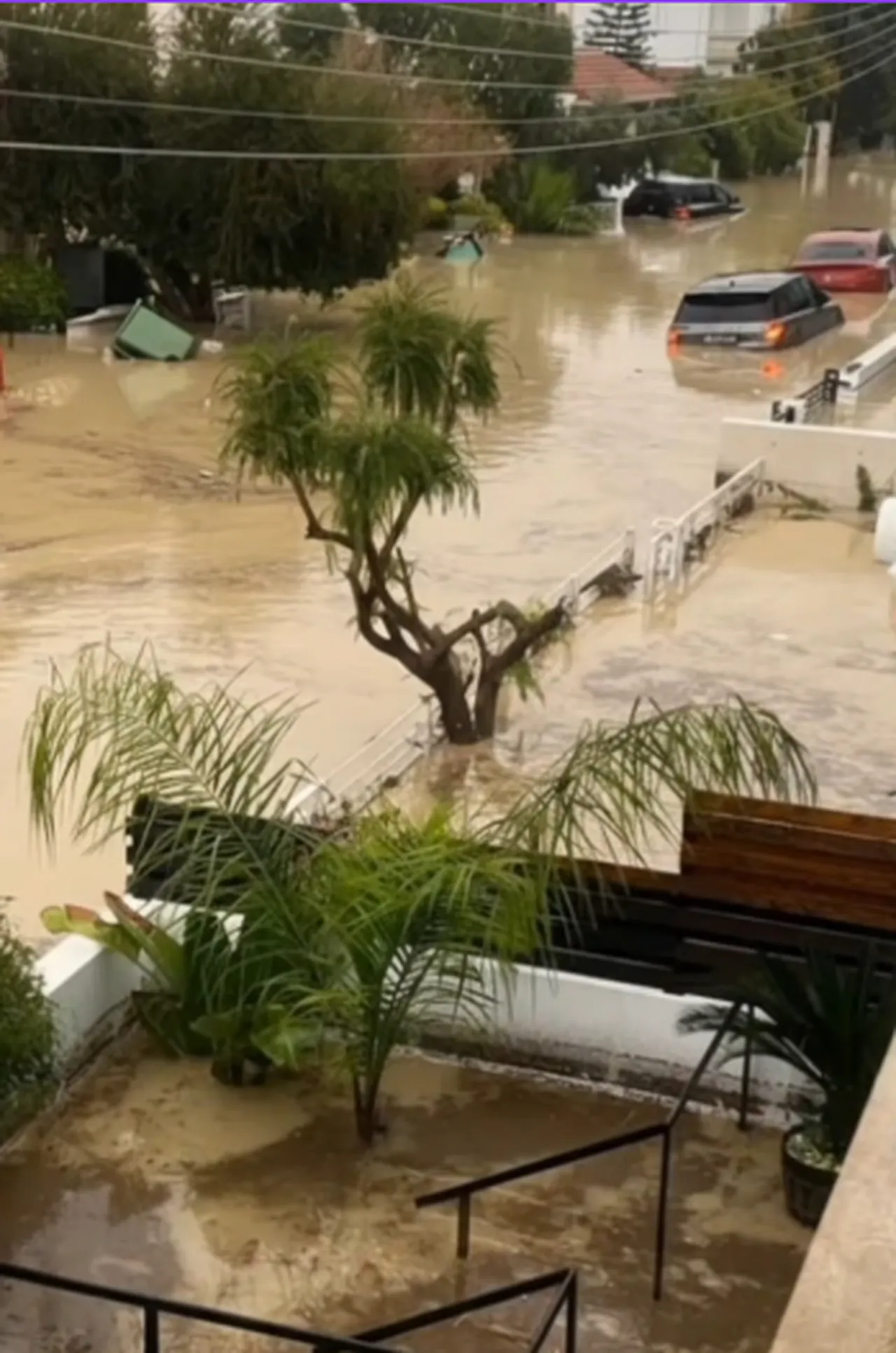 KKTCyi sel vurdu! Saatte 232 kilogram yağış düştü, vatandaşlar tahliye edildi