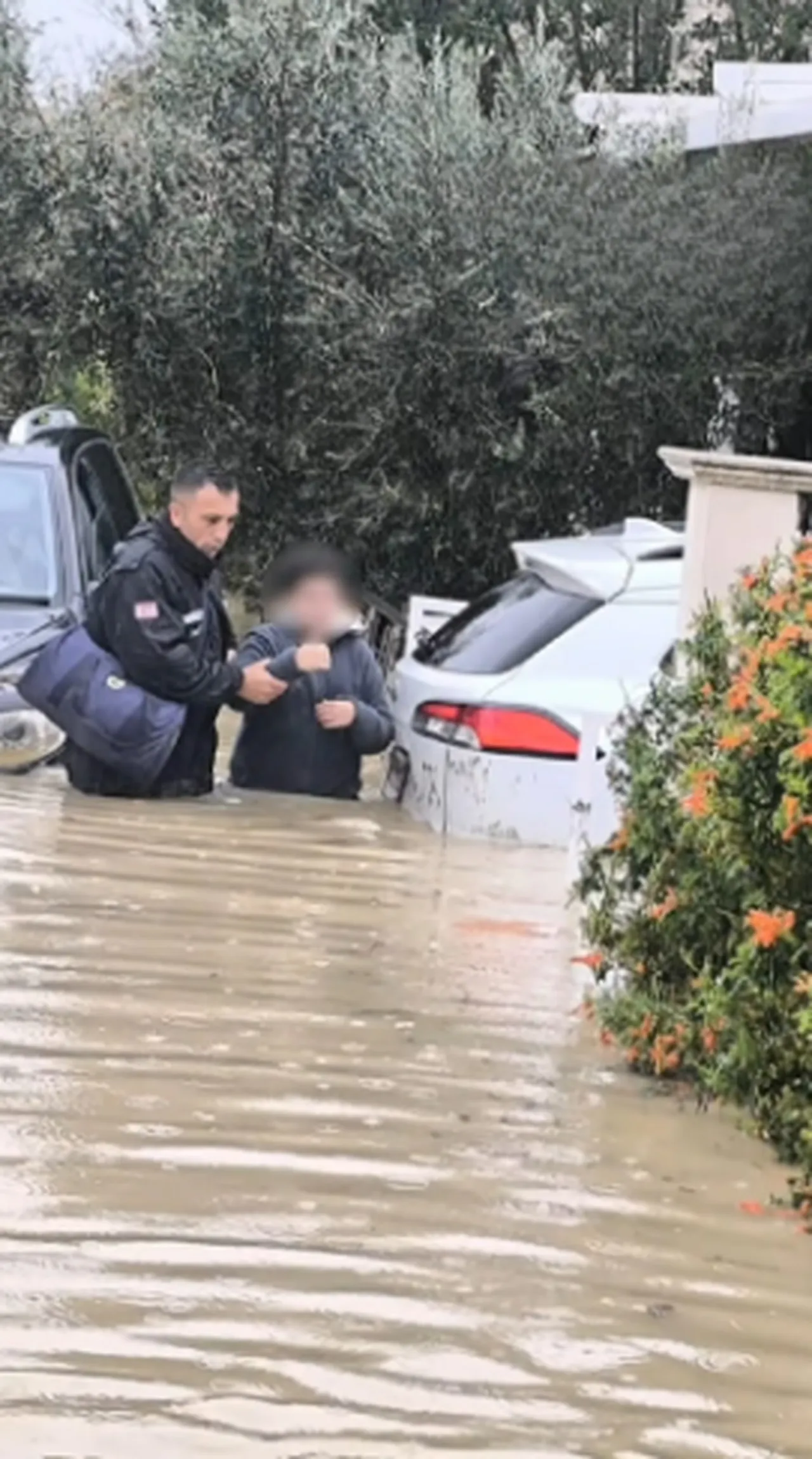 KKTCyi sel vurdu! Saatte 232 kilogram yağış düştü, vatandaşlar tahliye edildi