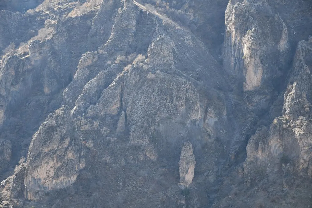 Terörsüz Türkiye süreci ile girilemeyen yerler ilk defa görüntülendi! Şırnak'ta peri bacalarını andıran bölge