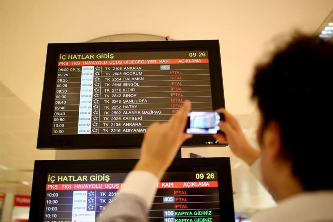 1 Ocak THY ve AJet'in hangi uçuşları iptal oldu? İptal edilen uçak seferleri listesi