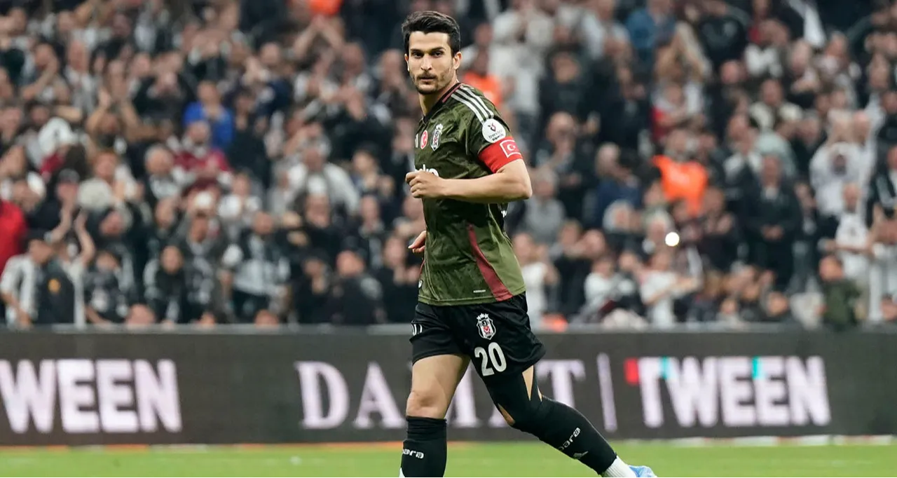 Necip Uysal, yönetim kararıyla kaptanlık görevini Orkun'a devretti