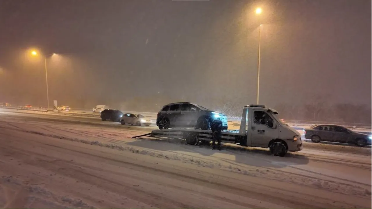 İBB yılın ilk kar mesaisinde sınıfta kaldı