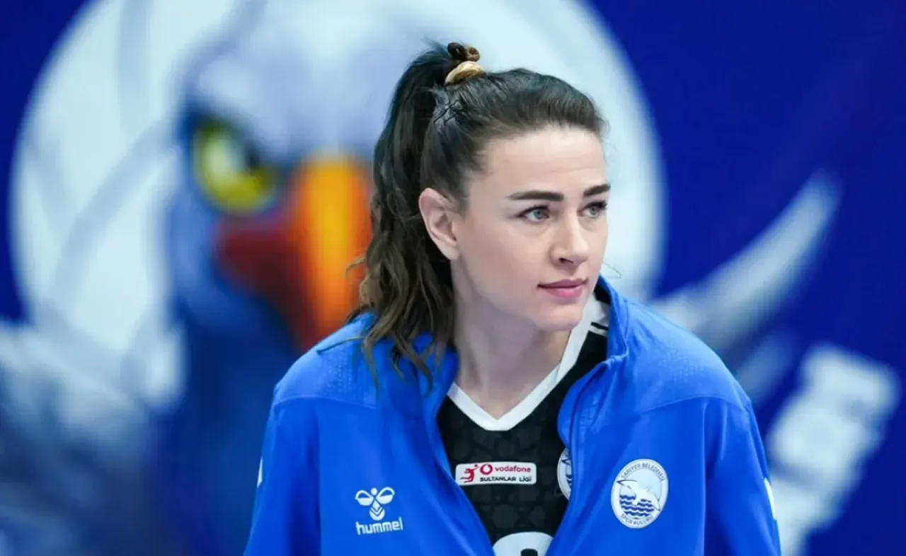 Meryem Boz voleybolu bıraktı mı, hangi takımda oynuyor?