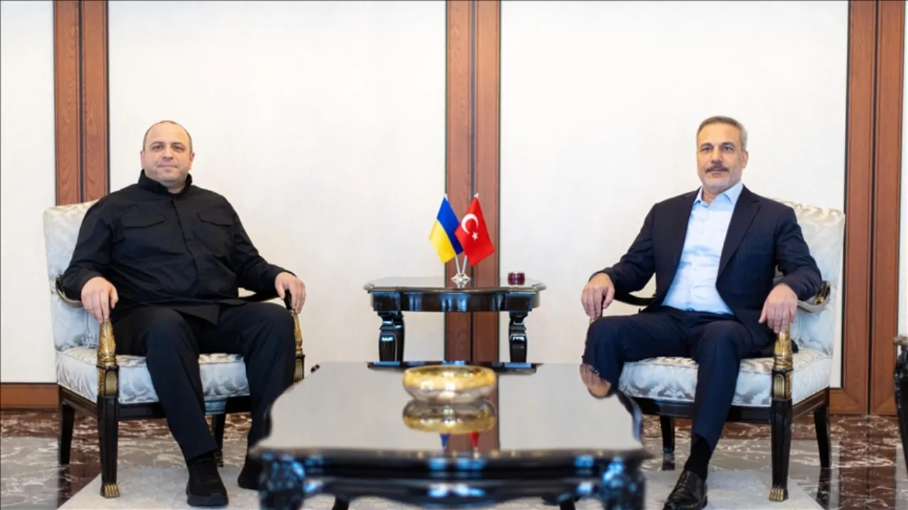 Türkiye-Ukrayna hattında kritik görüşme! Umerov, Dışişleri Bakanı Fidan ile görüştü