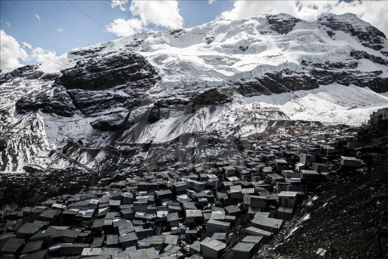 Yılbaşı kanlı bitti! Peru'da madenciler ölü bulundu