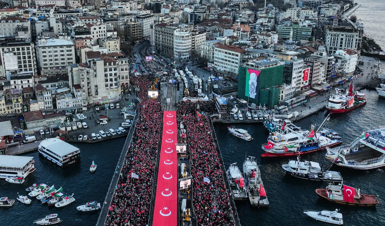 Yüz binler Galata’da! Türkiye Gazze için ayaklandı, tarihi yürüyüş başladı