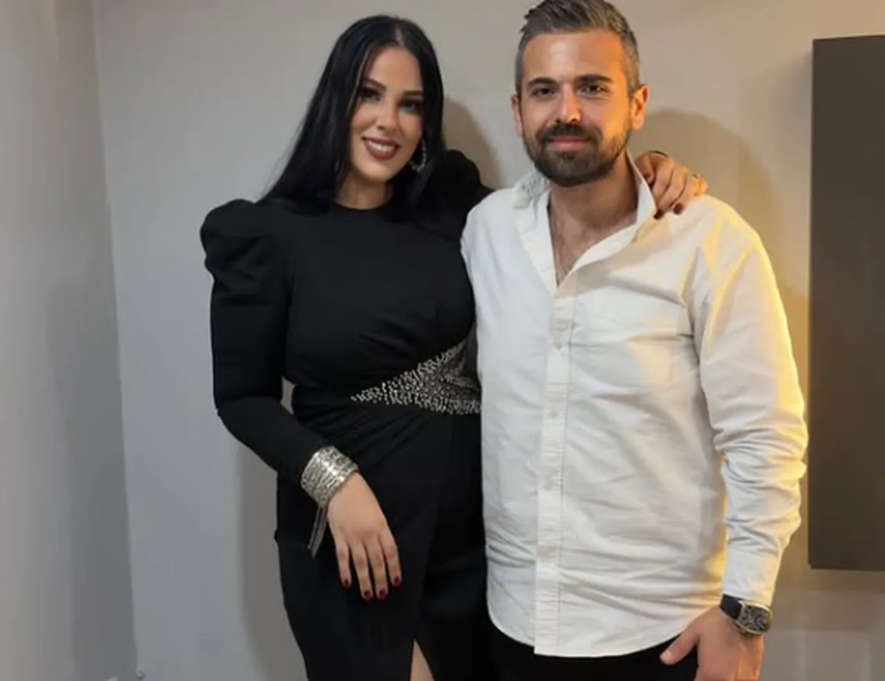 18 Mart 1988 doğumlu Tuğçe Tayfurun annesi oyuncu Necla Nazırdır, babası Ferdi Tayfurdur. Terakki Vakfı Özel Şişli Terakki İlköğretim okulundan sonra İstek Vakfı Kemal Atatürk Lisesini bitirdi. Ardından Yeditepe Üniversitesi İtalyanca Sanat ve Tasarım Bölümünü tamamladı.  2 Ocak 2025te babası Ferdi Tayfur hayatını kaybetmiştir.