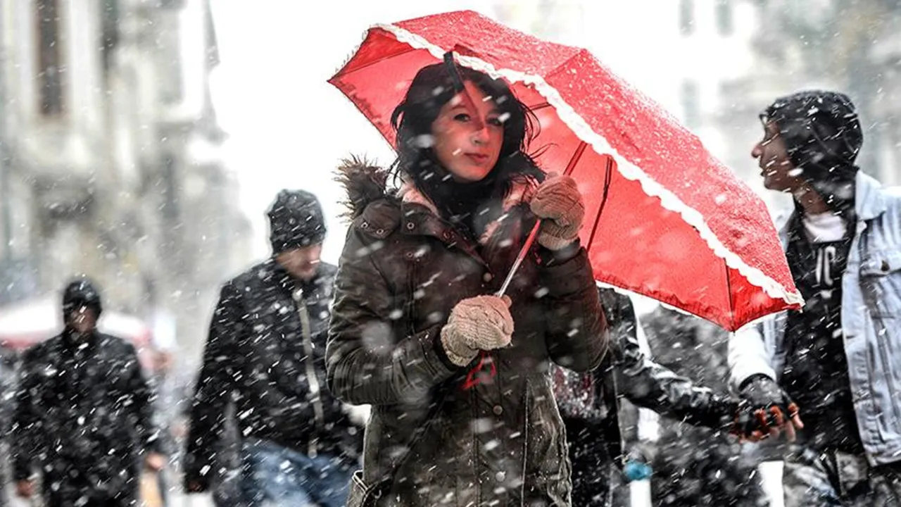 Kar yola çıktı geliyor! Orhan Şen okulları işaret etti, 48 kente sarı kod