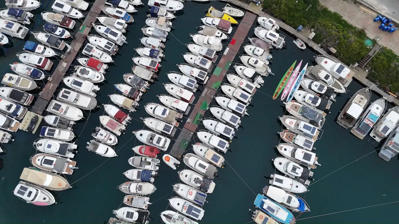 Liman ücretleri uçtu, Türk denizcileri Yunanistan'a yöneldi 