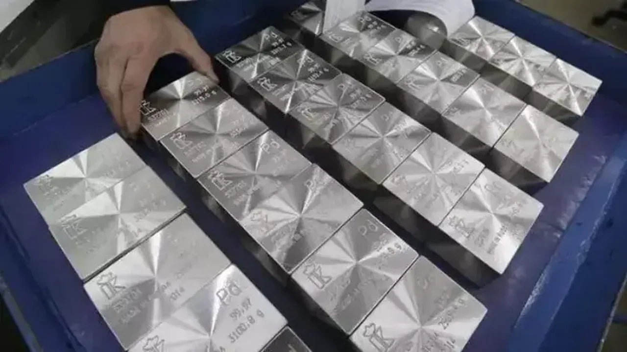 Platin ve paladyum ne kadar olacak? ABDli banka 2026 tahminlerini yükseltti