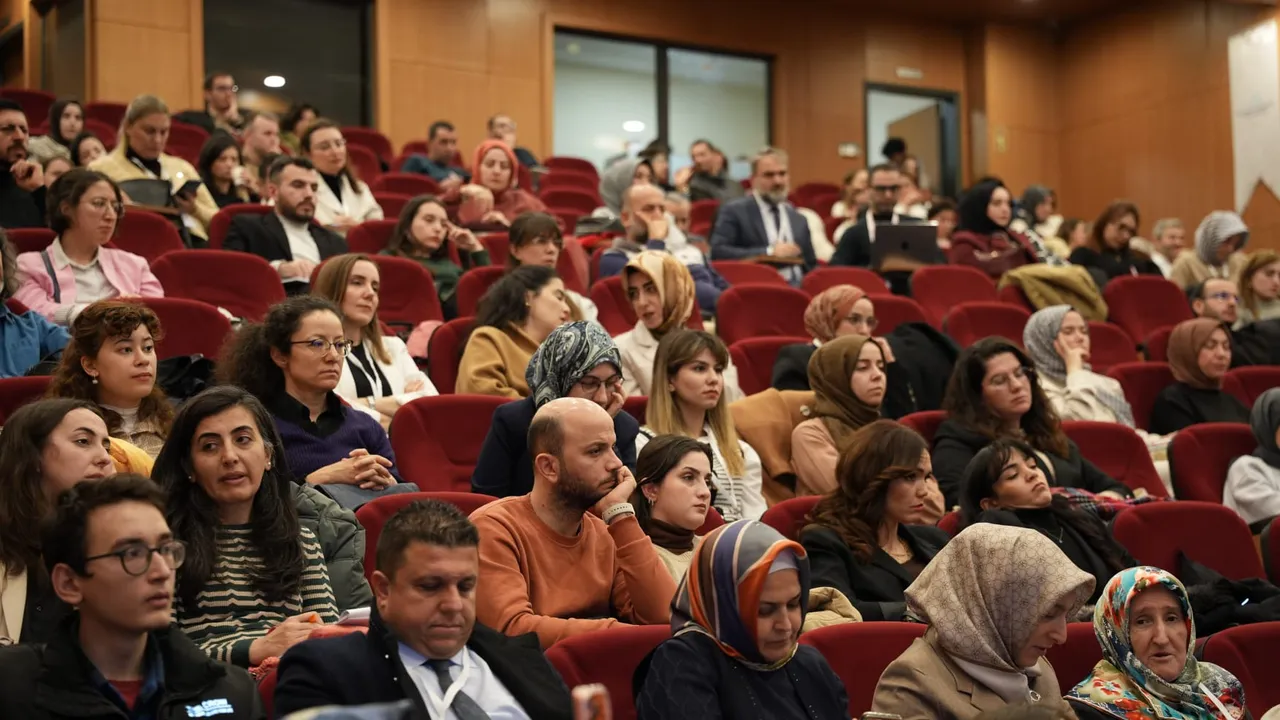 2. İstanbul Eğitim Araştırmaları Kongresi İstanbul Medeniyet Üniversitesi ev sahipliğinde gerçekleştirildi