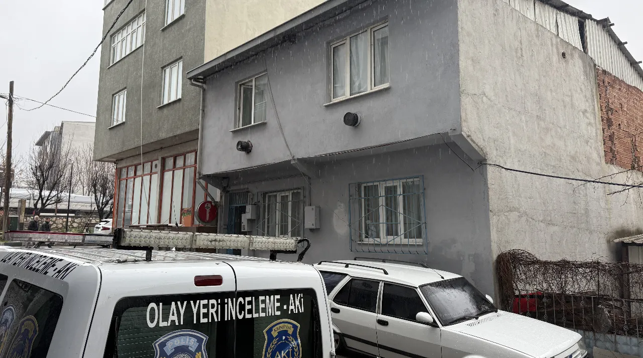 Bursa’da dehşet anları! Boşanma aşamasındaki eşini silahla vurdu