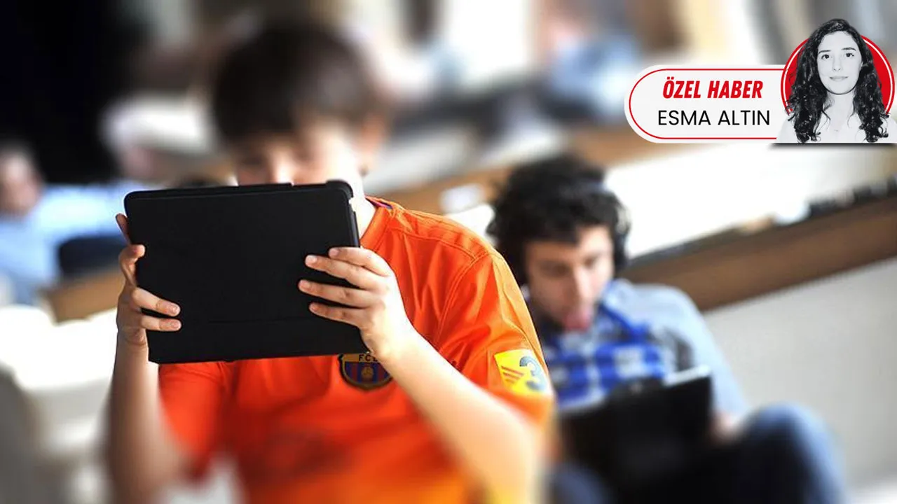 Çocuklar ekran bağımlısı oldu! Televizyon seyrederken bile ‘cep’le oynuyorlar