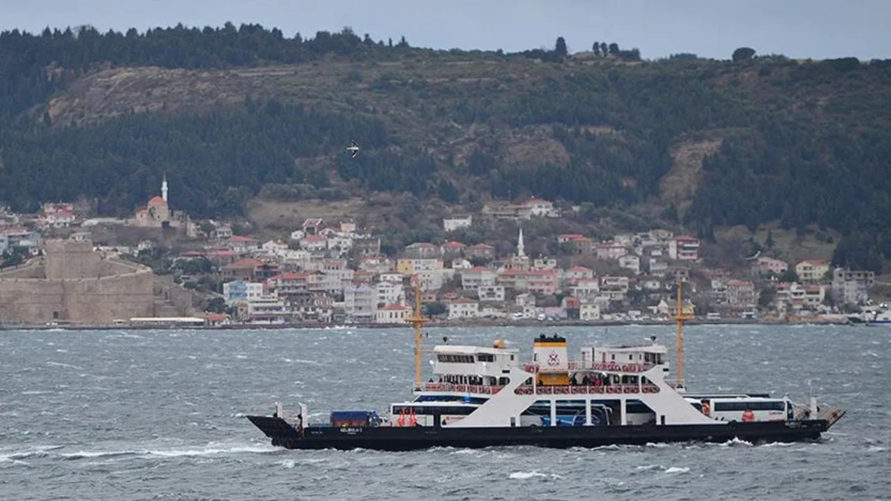 Feribot seferlerine fırtına engeli! Geyikli - Bozcaada seferleri yapılmayacak
