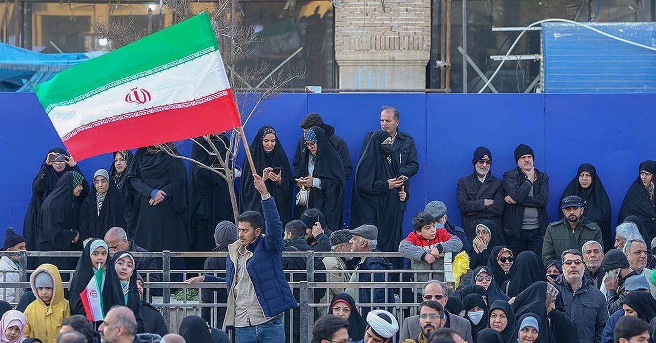 İran yanıyor! Sokaktan bölünmeye giden yol