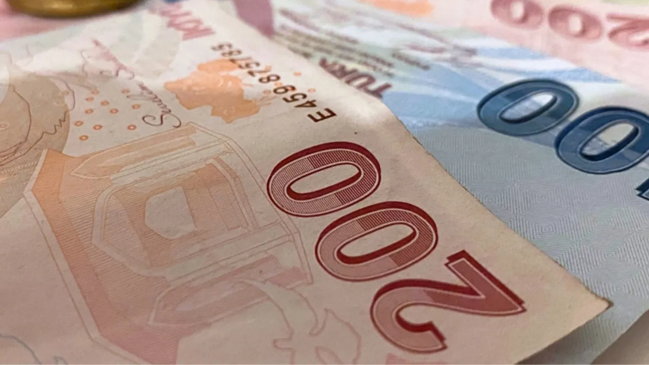 Telefonunuz çalarsa şaşırmayın! Otomobil ya da ev alacaklara güzel haberi verdi: Bankalar aramaya başlayacak